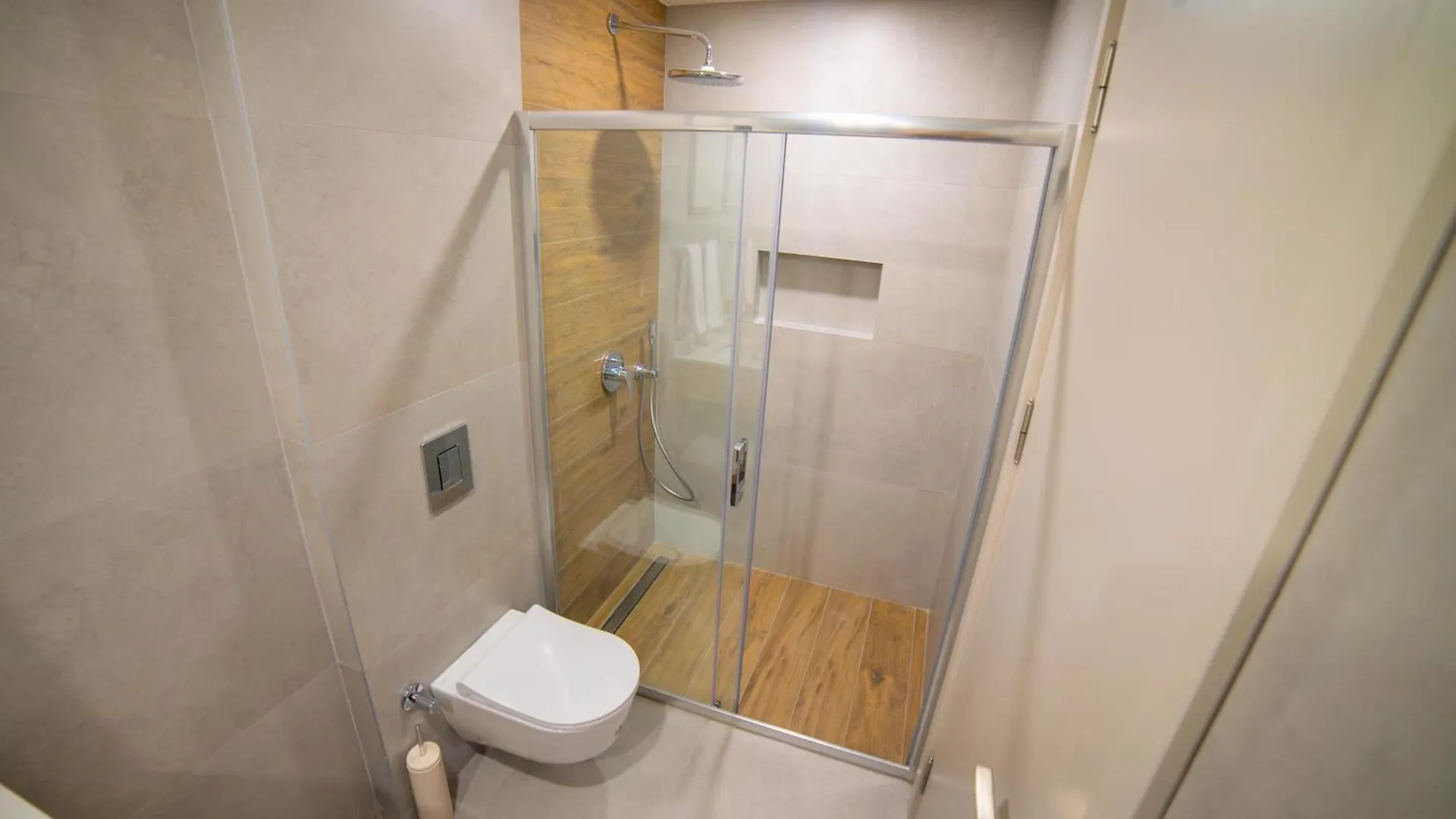 Bomo Suites 안탈리아 0*,