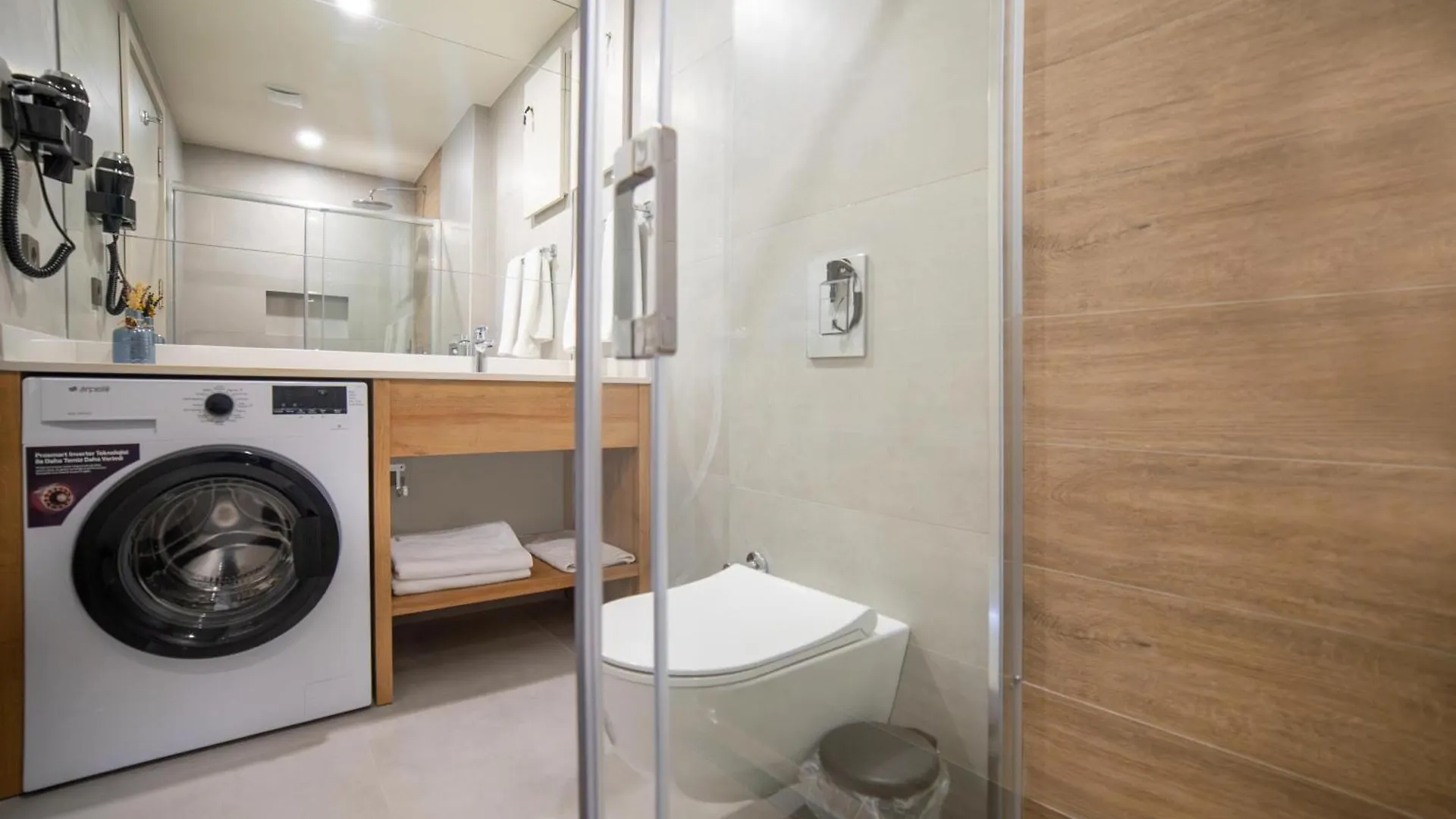 Bomo Suites 안탈리아 0*,
